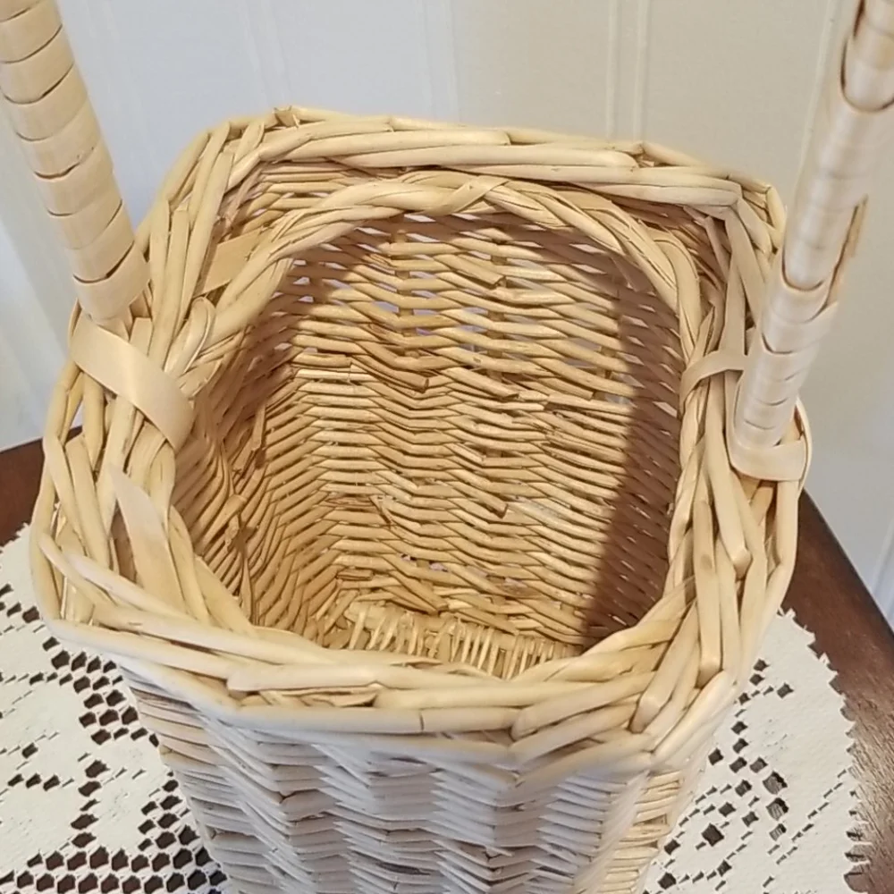 Wicker Wine Holder Tan